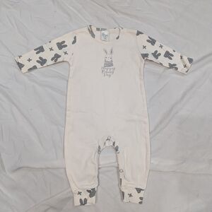 Tesa Babe Cream and Gray Bunny Infant Baby Long Sleeve Playsuit Romper